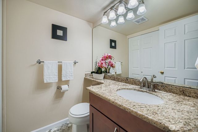 2132 NW Pacific Yew Place, Issaquah, WA 98027