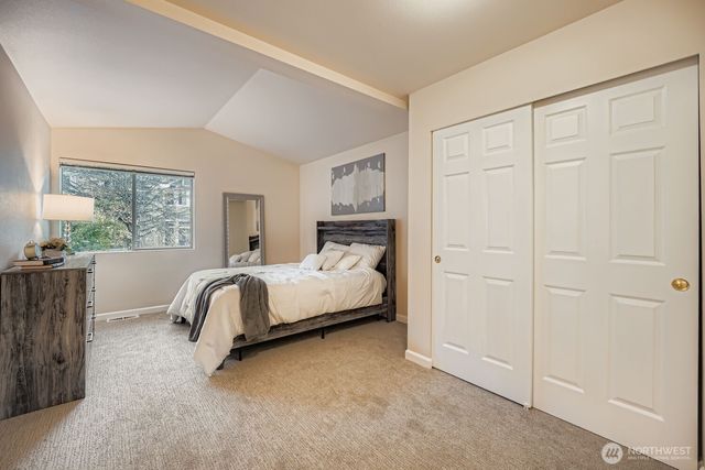 2132 NW Pacific Yew Place, Issaquah, WA 98027