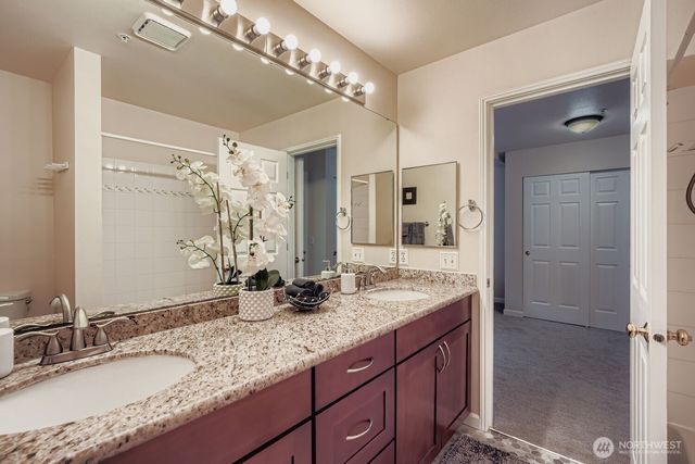 2132 NW Pacific Yew Place, Issaquah, WA 98027