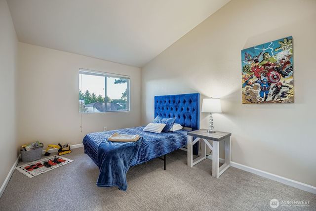 2132 NW Pacific Yew Place, Issaquah, WA 98027