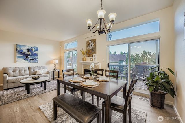 2132 NW Pacific Yew Place, Issaquah, WA 98027