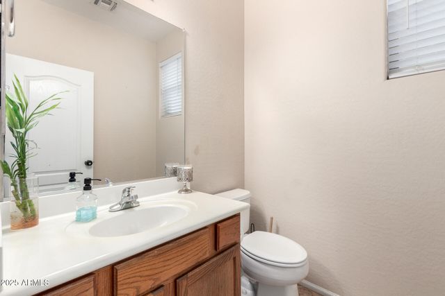 25695 W CROWN KING Road, Buckeye, AZ 85326