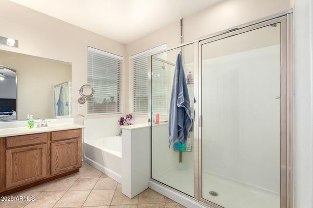 25695 W CROWN KING Road, Buckeye, AZ 85326