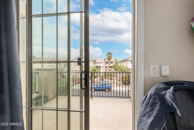 25695 W CROWN KING Road, Buckeye, AZ 85326