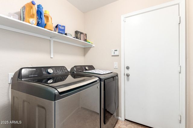 25695 W CROWN KING Road, Buckeye, AZ 85326