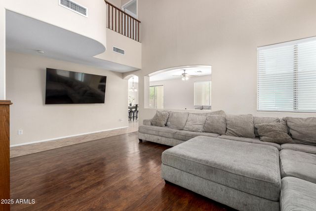 25695 W CROWN KING Road, Buckeye, AZ 85326