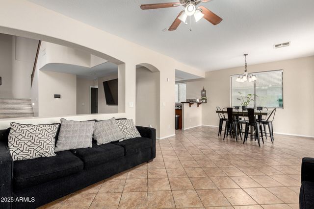 25695 W CROWN KING Road, Buckeye, AZ 85326