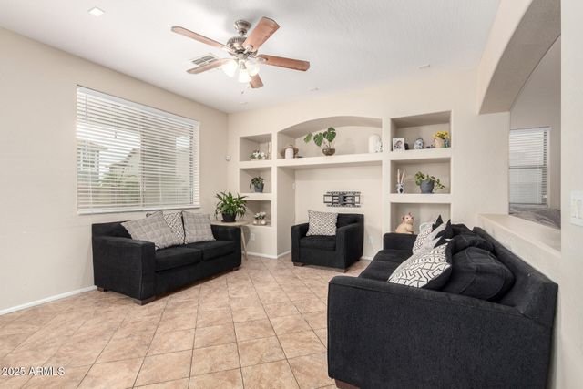 25695 W CROWN KING Road, Buckeye, AZ 85326