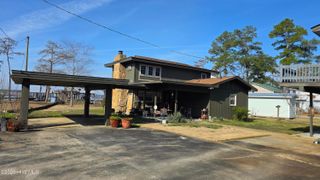 1136 White Lake Drive, Elizabethtown, NC 28337