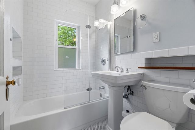 8 Mendum St, Boston, MA 02131