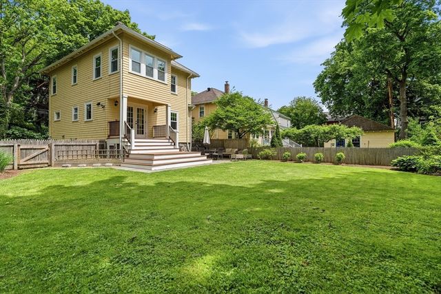 8 Mendum St, Boston, MA 02131