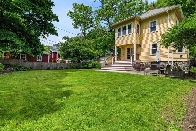 8 Mendum St, Boston, MA 02131