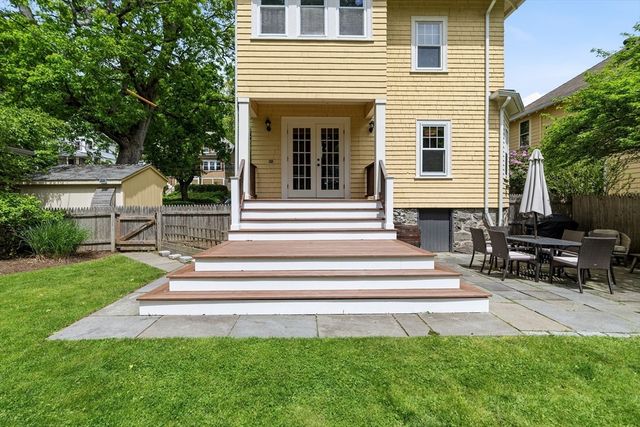 8 Mendum St, Boston, MA 02131
