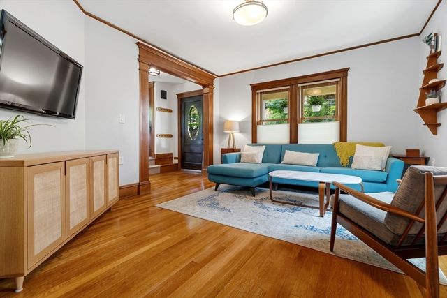8 Mendum St, Boston, MA 02131