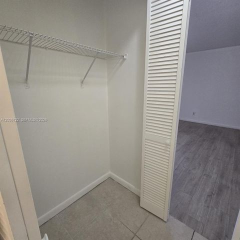 3470 Foxcroft Rd 307 307, Miramar, FL 33025
