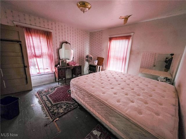 3767 E 71st Street, Cleveland, OH 44105