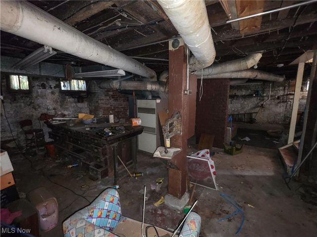 3767 E 71st Street, Cleveland, OH 44105