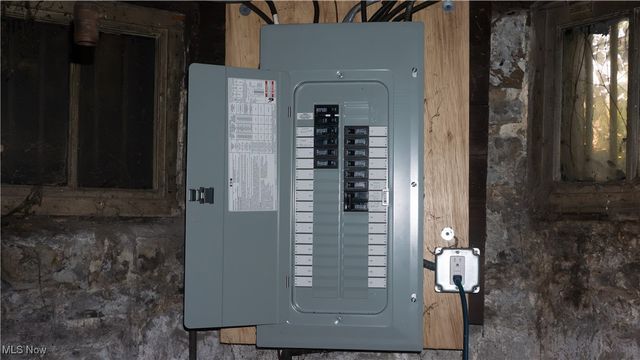 3767 E 71st Street, Cleveland, OH 44105