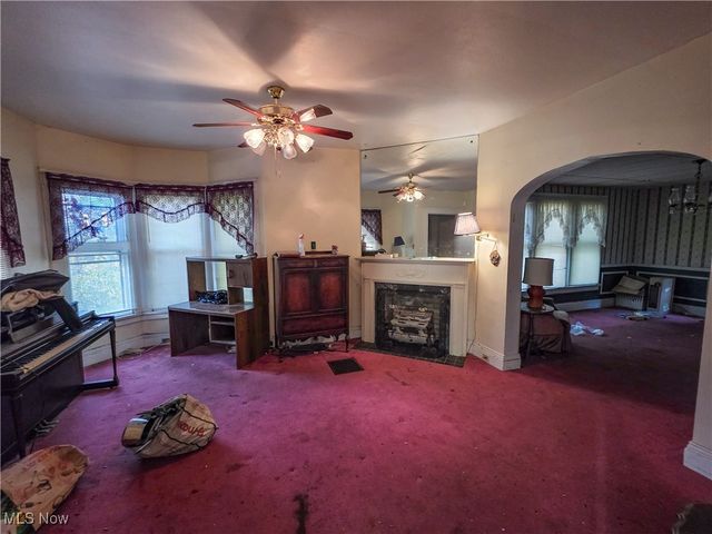 3767 E 71st Street, Cleveland, OH 44105