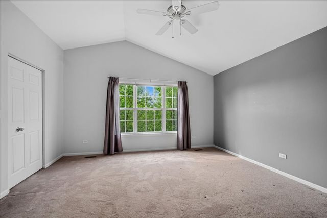 216 Larsdotter Lane, Geneva, IL 60134