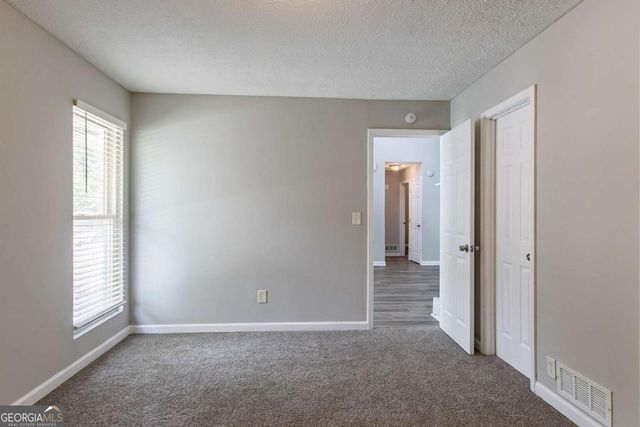 2466 Fairway Circle SW, Atlanta, GA 30331