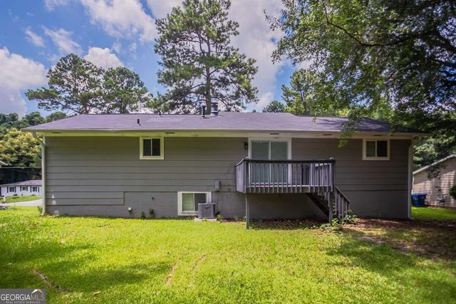 2466 Fairway Circle SW, Atlanta, GA 30331