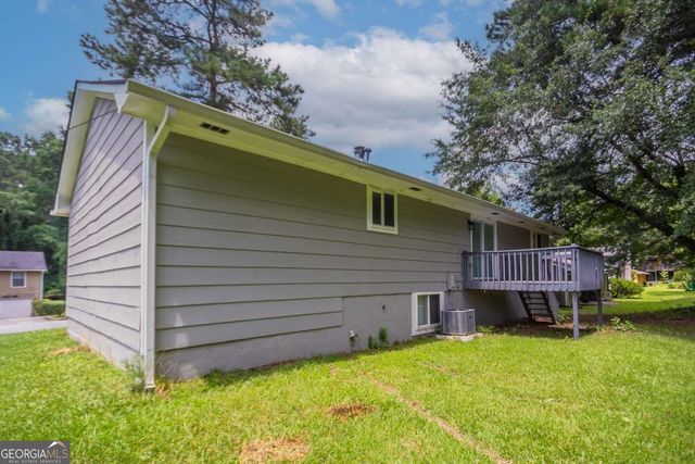 2466 Fairway Circle SW, Atlanta, GA 30331