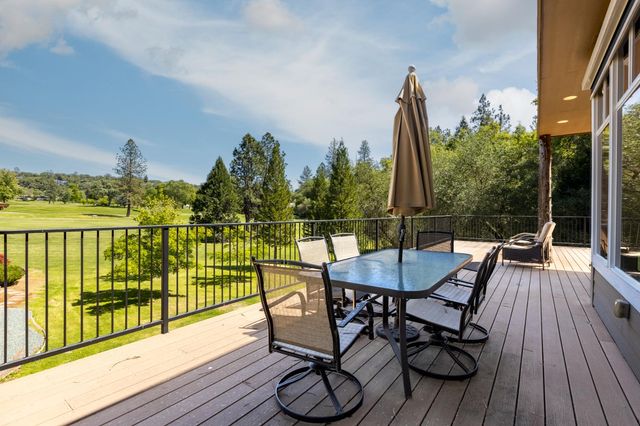 11594 Redwing Ct, Penn Valley, CA 95946
