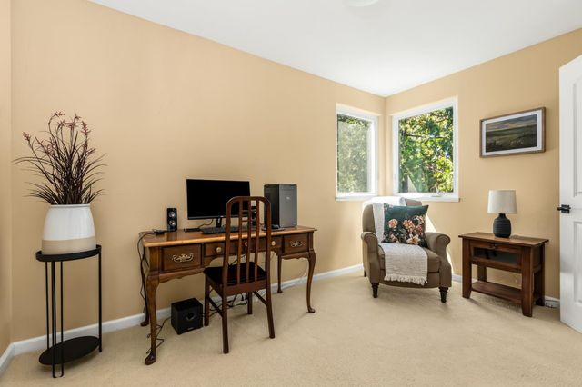 11594 Redwing Ct, Penn Valley, CA 95946