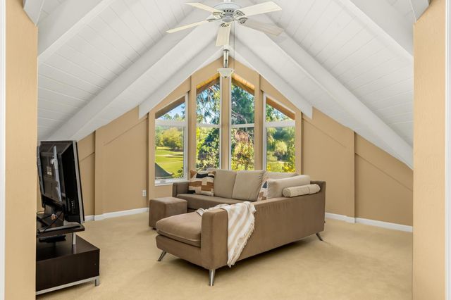 11594 Redwing Ct, Penn Valley, CA 95946