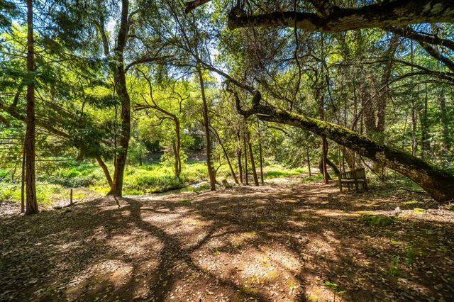 11594 Redwing Ct, Penn Valley, CA 95946