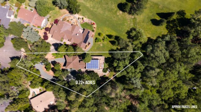 11594 Redwing Ct, Penn Valley, CA 95946