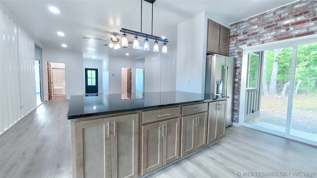 116401 S 4299 Road, Porum, OK 74455