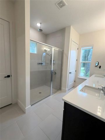 310 W WASHINGTON AVENUE, Lake Helen, FL 32744