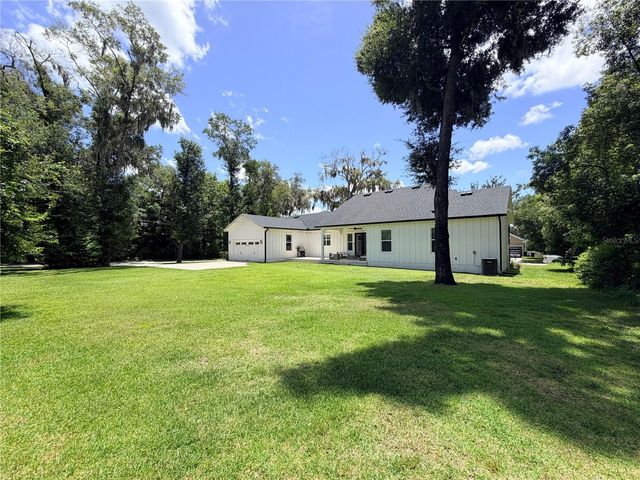 310 W WASHINGTON AVENUE, Lake Helen, FL 32744