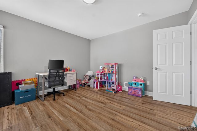 18939 Ohio Street, Detroit, MI 48221