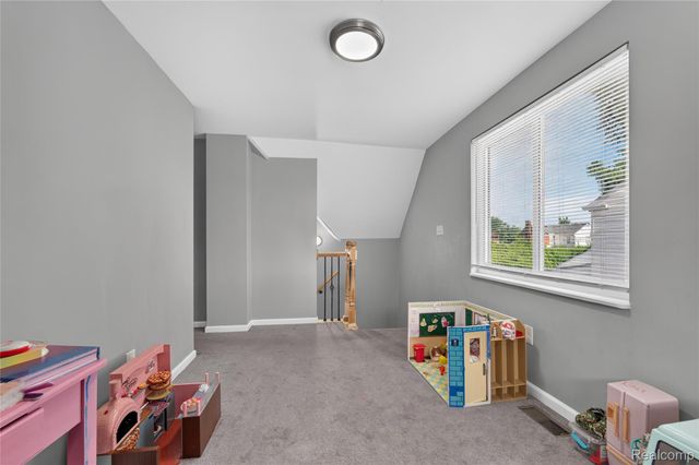18939 Ohio Street, Detroit, MI 48221
