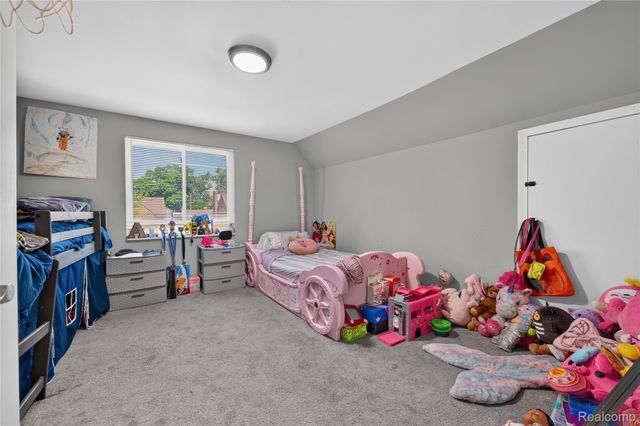 18939 Ohio Street, Detroit, MI 48221