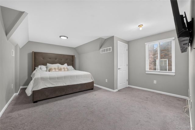 18939 Ohio Street, Detroit, MI 48221