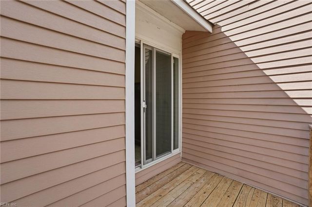 1310 Linkhorn CIR, Virginia Beach, VA 23451