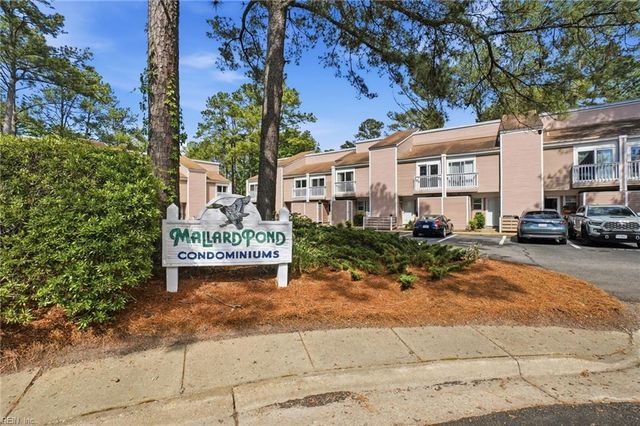 1310 Linkhorn CIR, Virginia Beach, VA 23451