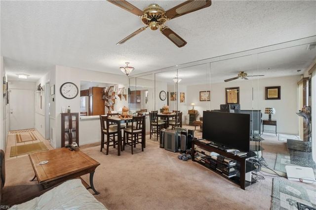 1310 Linkhorn CIR, Virginia Beach, VA 23451