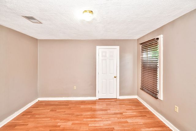 10 Milton St 2, Brockton, MA 02301