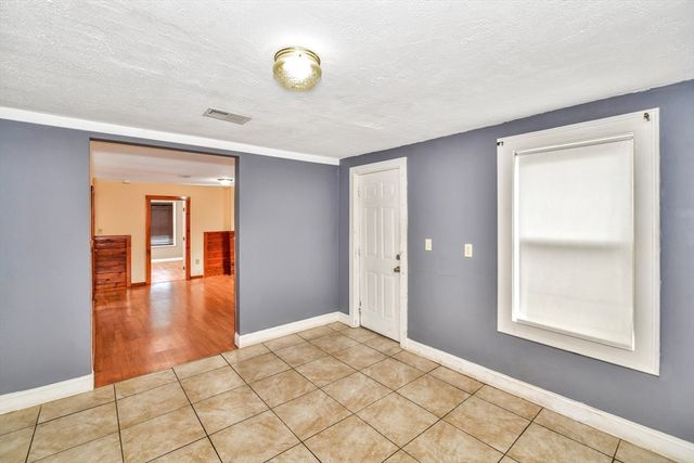 10 Milton St 2, Brockton, MA 02301
