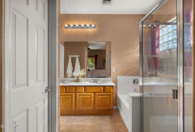 1444 E AZALEA Drive, Gilbert, AZ 85298