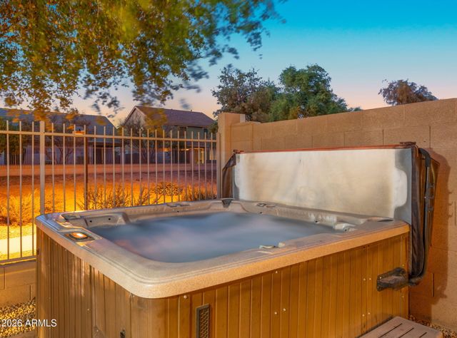1444 E AZALEA Drive, Gilbert, AZ 85298