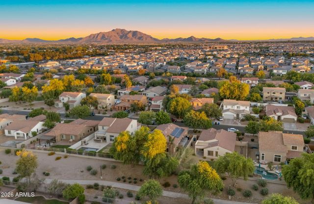 1444 E AZALEA Drive, Gilbert, AZ 85298