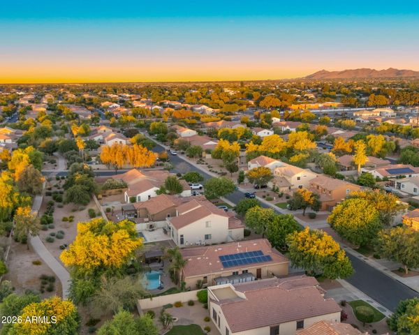 1444 E AZALEA Drive, Gilbert, AZ 85298
