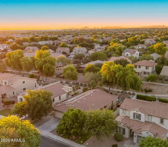1444 E AZALEA Drive, Gilbert, AZ 85298