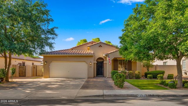 1444 E AZALEA Drive, Gilbert, AZ 85298
